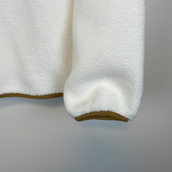 New Gap Off-White Contrast Piping Long Sleeve Soft  Sherpa Jacket Size S - Picture 9 of 9
